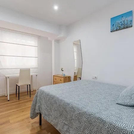 Apto Garaje Gratis דירה